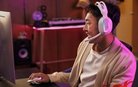 Logitech launches G522 gaming headset for personal expression
