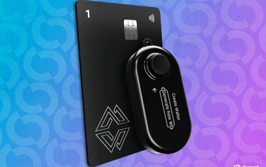 Cypherock X1 Review: A Crypto Hardware Wallet With a Slick Card-Based Security Model