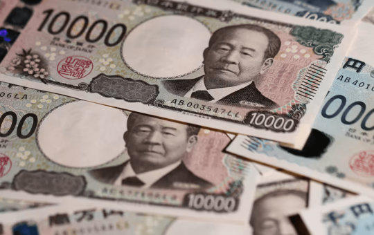 The World’s Most Dangerous Bond? Analyst Sounds the Alarm on Japan’s 40-Year JGB Market